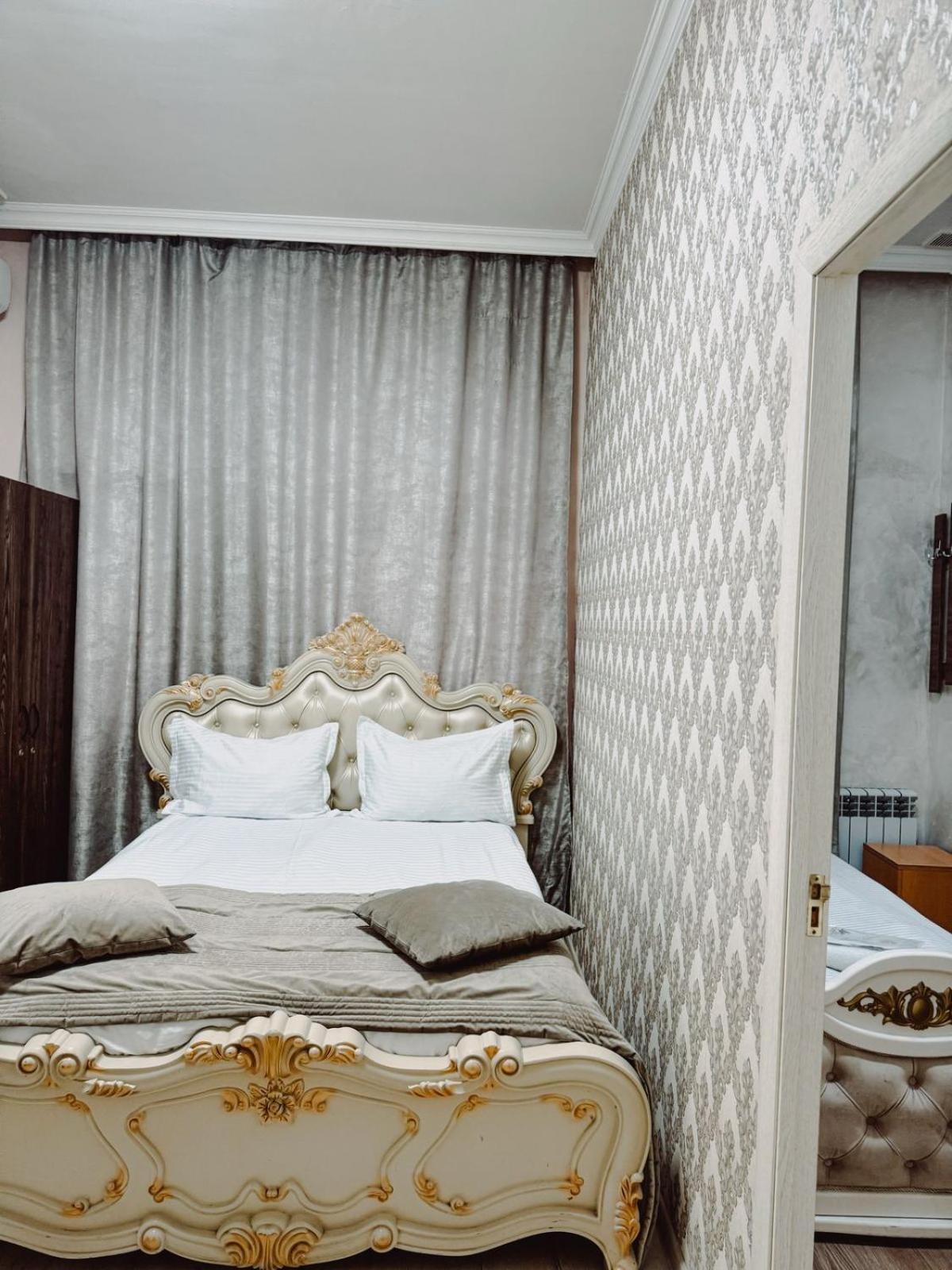 Yerevan Hotel Room photo